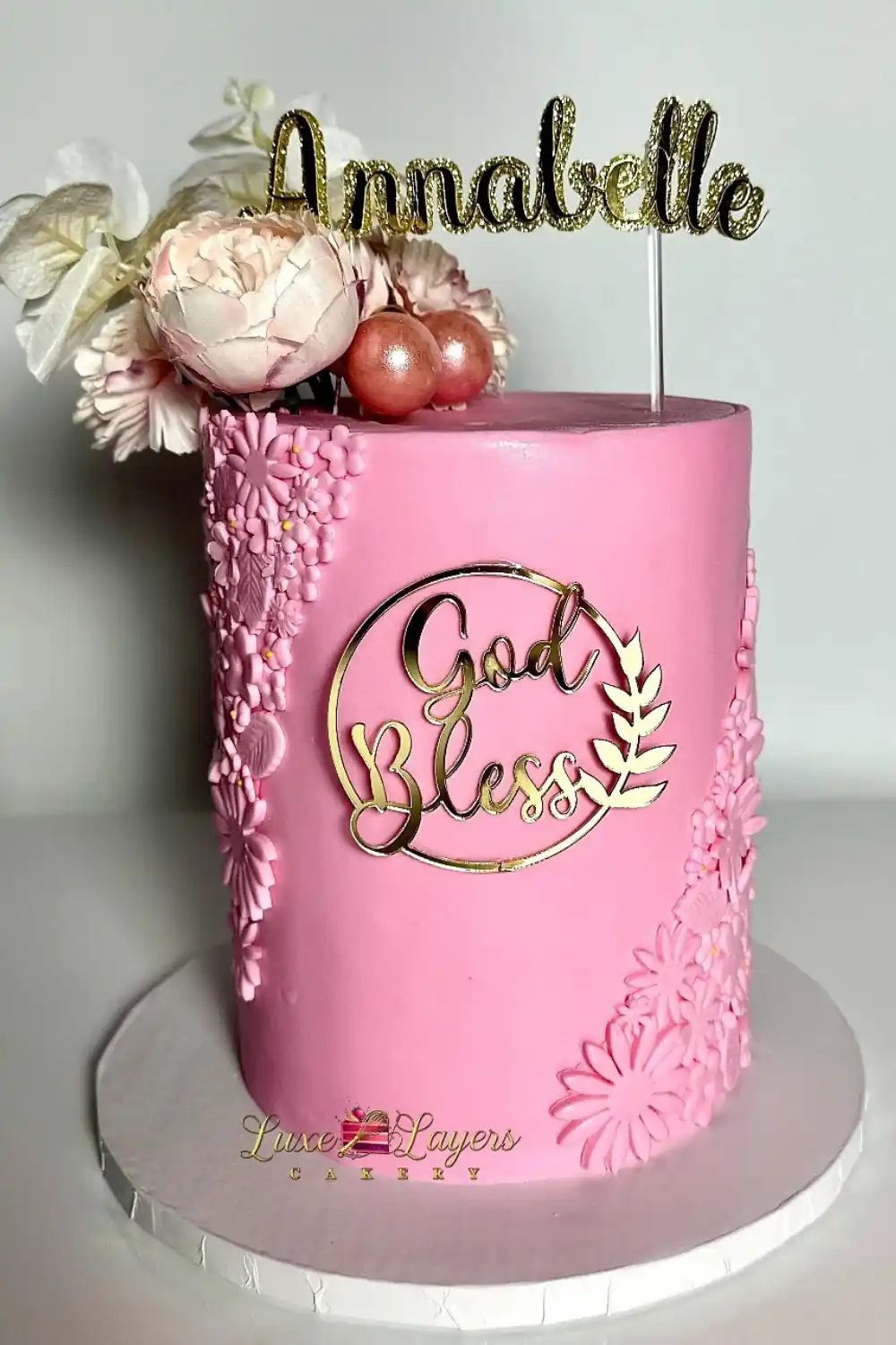Luxe Layers Cakery custom cake flavors Miami pink floral strawberry design