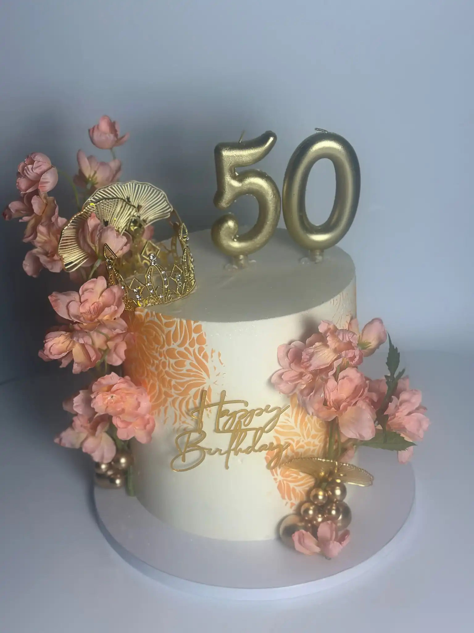 Piña Colada cake Miami tropical floral gold crown design Luxe Layers Cakery